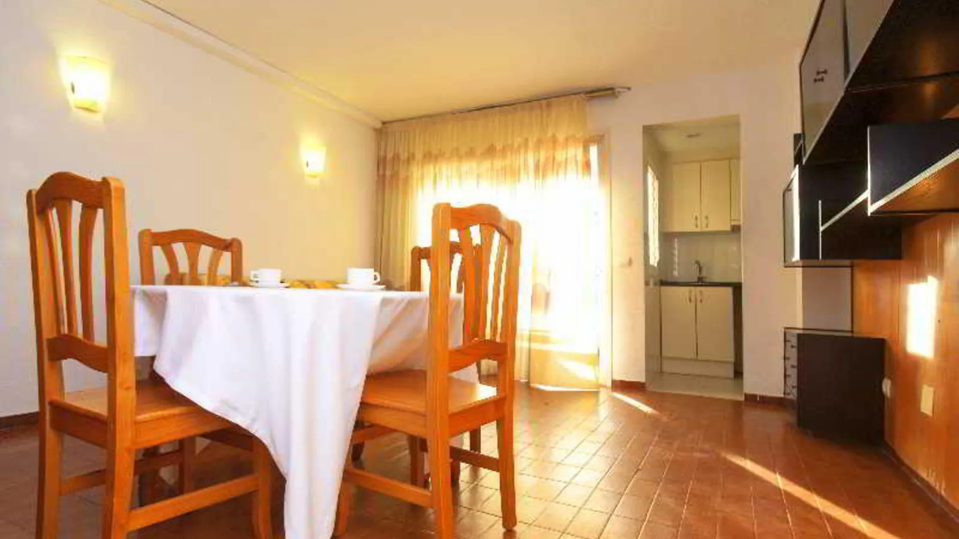 Rentalmar Alboran Apartments Salou