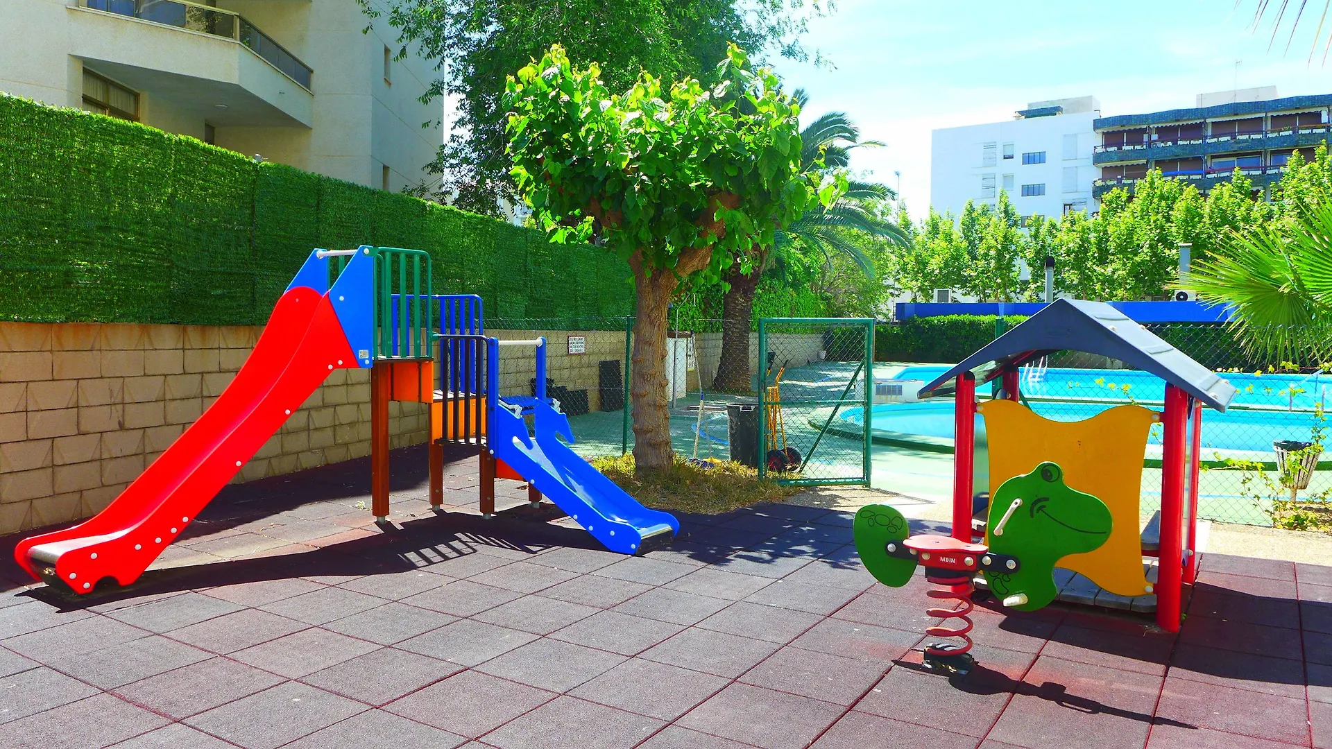 Rentalmar Alboran Apartments Salou España