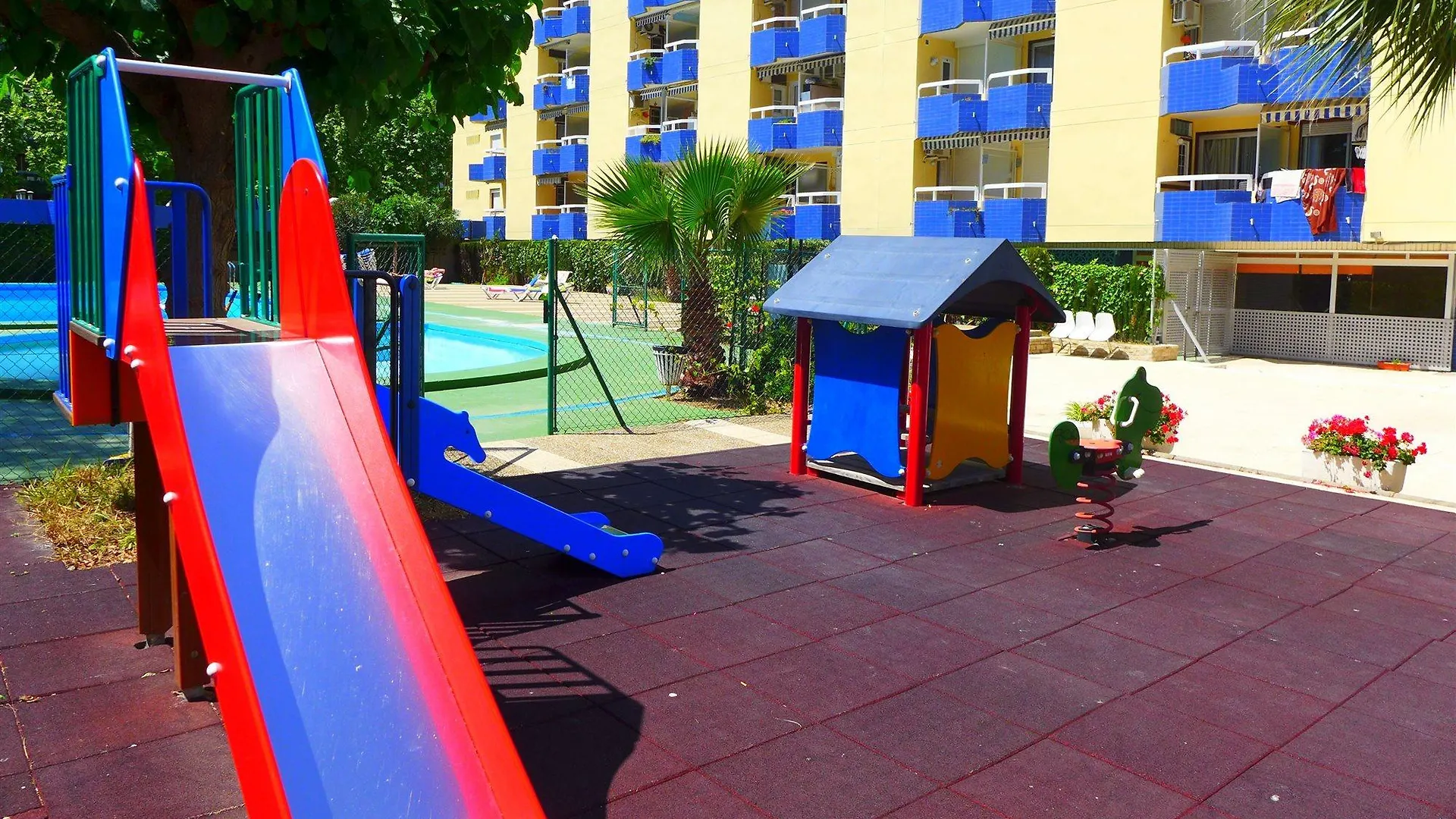 Rentalmar Alboran Apartments Salou