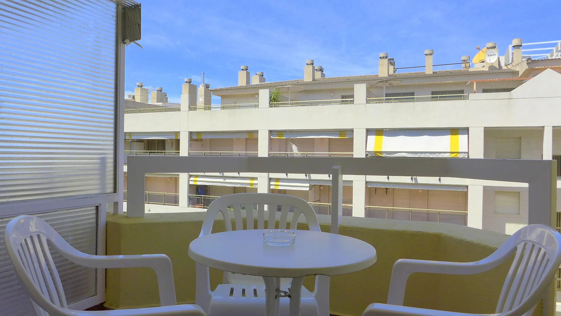 Rentalmar Alboran Apartments Salou