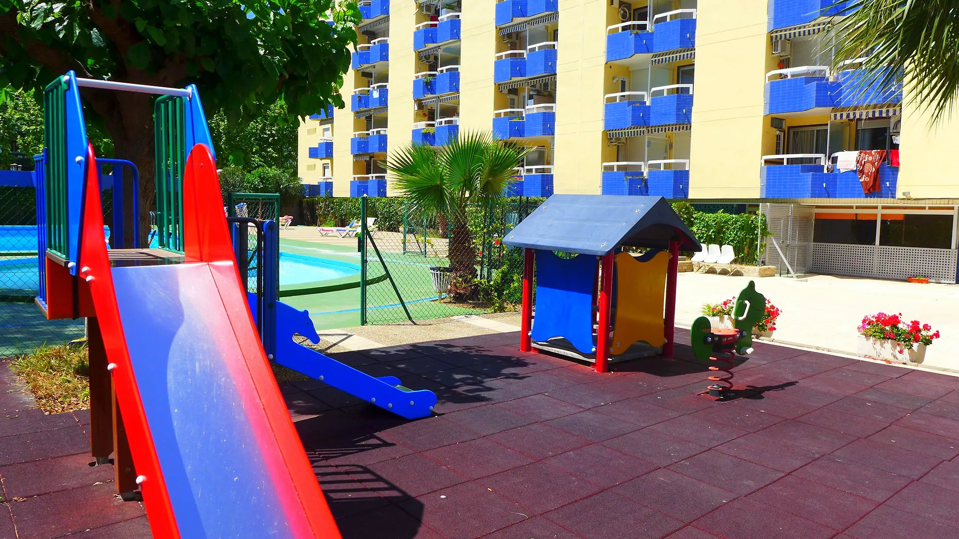 Rentalmar Alboran Apartments Salou Spain